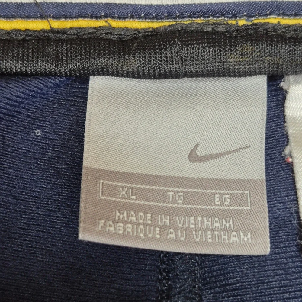 Nike *note elastic
